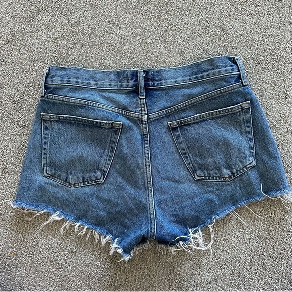 AGOLDE Parker Vintage Cut Off Short in Lowkey Size 28 - Picture 3 of 9